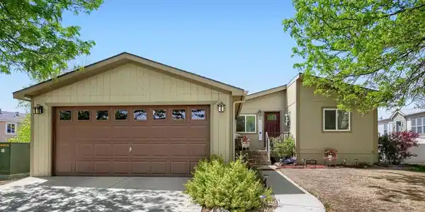 11139 Longview Blvd