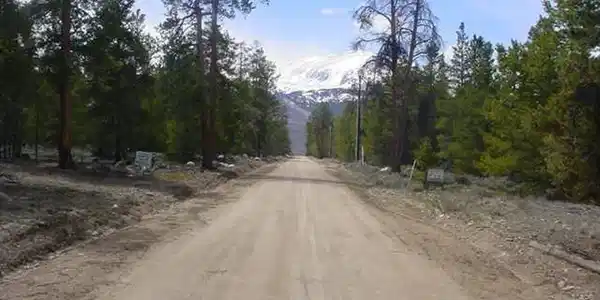 833 Peak View Dr