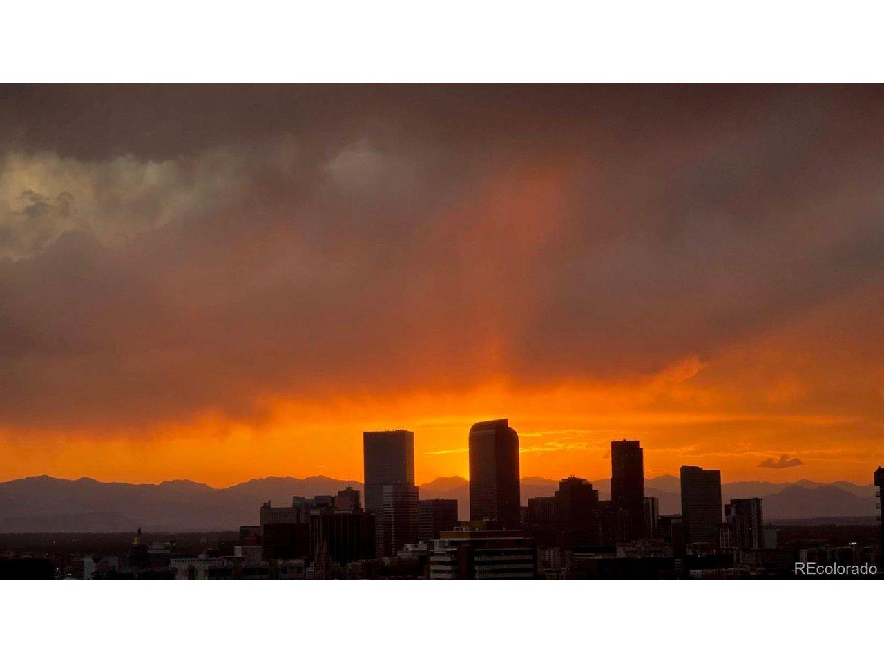 Image 4: sunsets, every night Image 4: sunsets, every night
