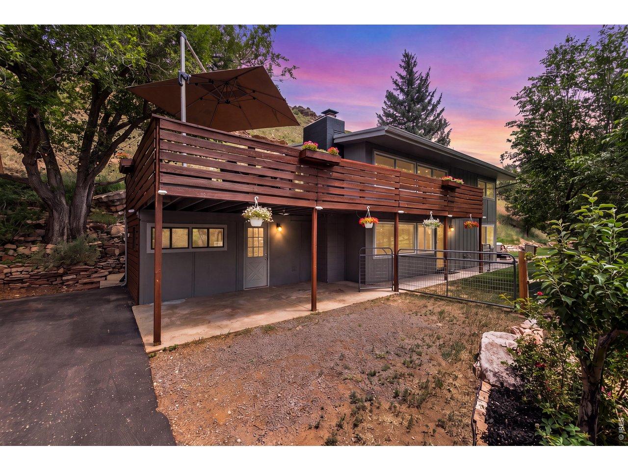 Image 4: Modern Mountain Home! Image 4: Modern Mountain Home!