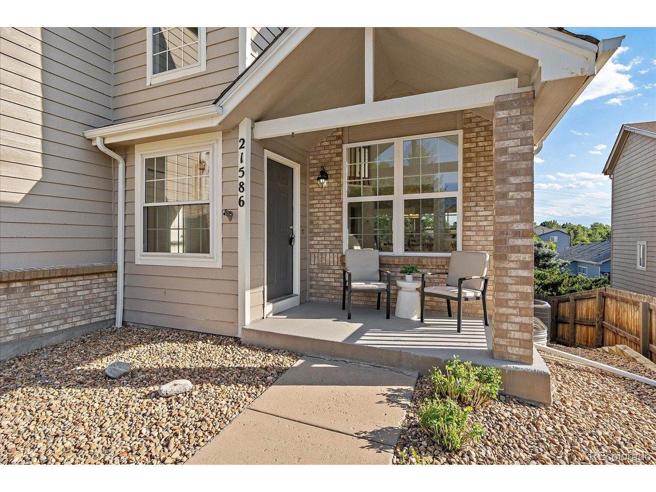 Image 2: Beautiful Covered Front Porch! Image 2: Beautiful Covered Front Porch!