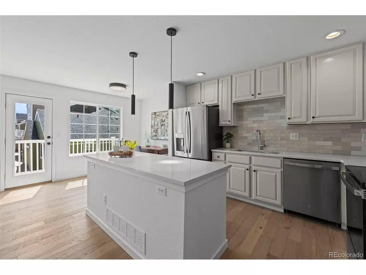 Image 1: Extensively updated and LIKE NEW!! Image 1: Extensively updated and LIKE NEW!!