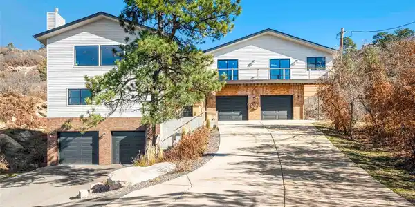5468 N Lariat Dr