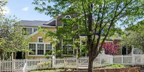 Image 2: Located in desirable Indian Peaks with a neighborhood Golf Course Image 2: Located in desirable Indian Peaks with a neighborhood Golf Course