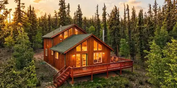315 Haida Ln