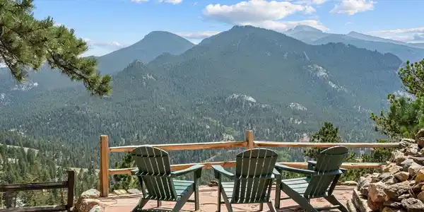 Image 2: Expansive patio with 180 degree views! Image 2: Expansive patio with 180 degree views!