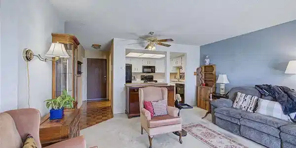 13850 E Marina Dr