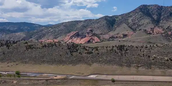 Image 3: Across from Dinosaur Ridge & Red Rocks