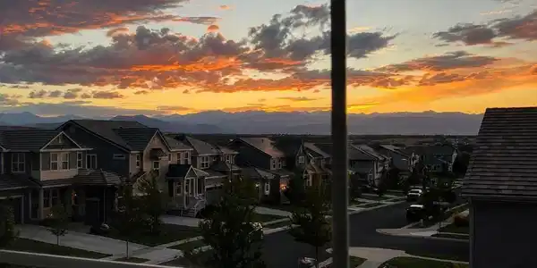 Image 3: Mountain Views Image 3: Mountain Views