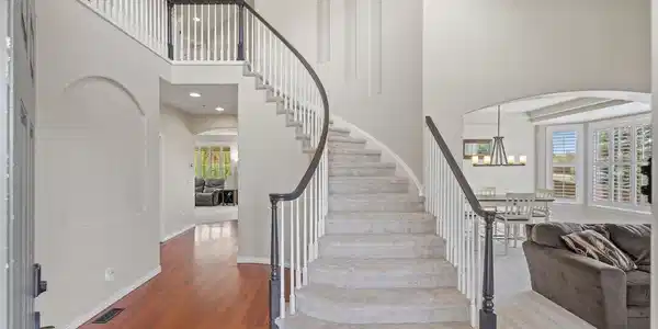 Image 3: Main Entryway Image 3: Main Entryway