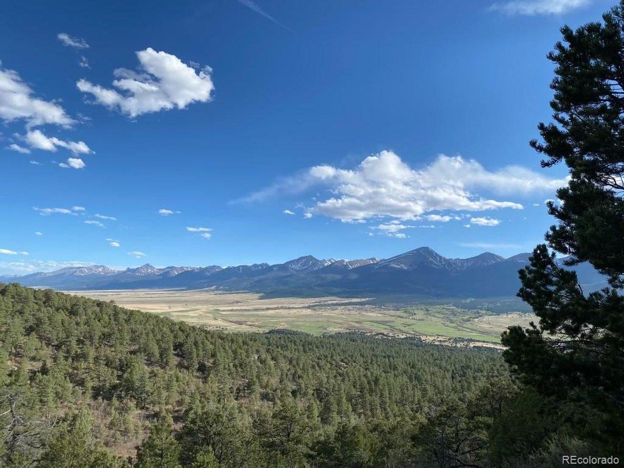 Image 4: Views for miles! Image 4: Views for miles!
