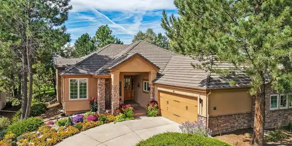 3223 Country Club Pkwy
