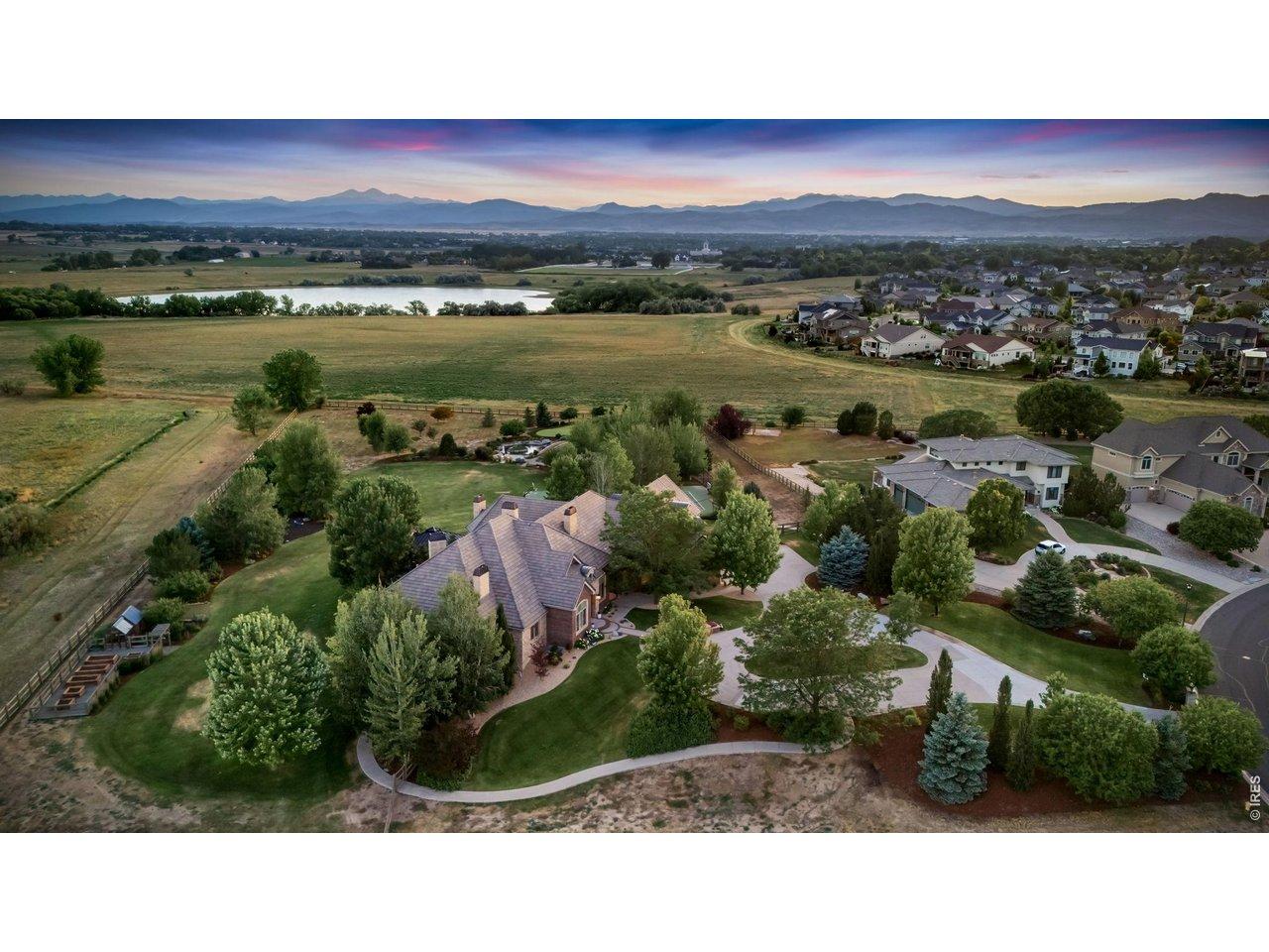 Image 3: Panoramic Mountain and Water Views Image 3: Panoramic Mountain and Water Views