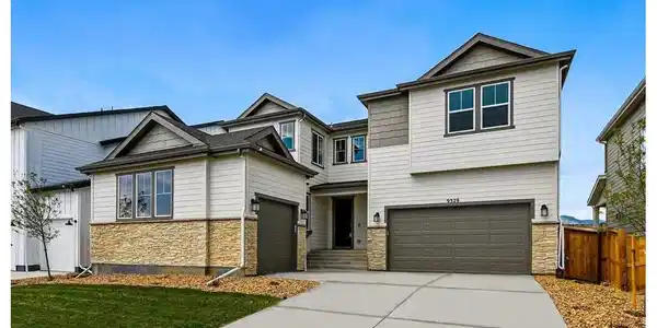 9329 Russell Cir