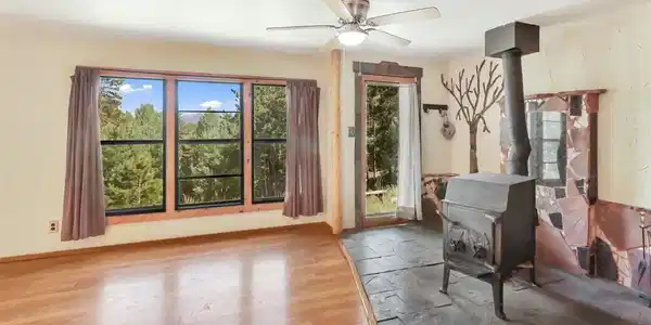 Image 3: Living Room Image 3: Living Room