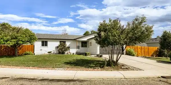 Image 2: Welcome Home! Image 2: Welcome Home!