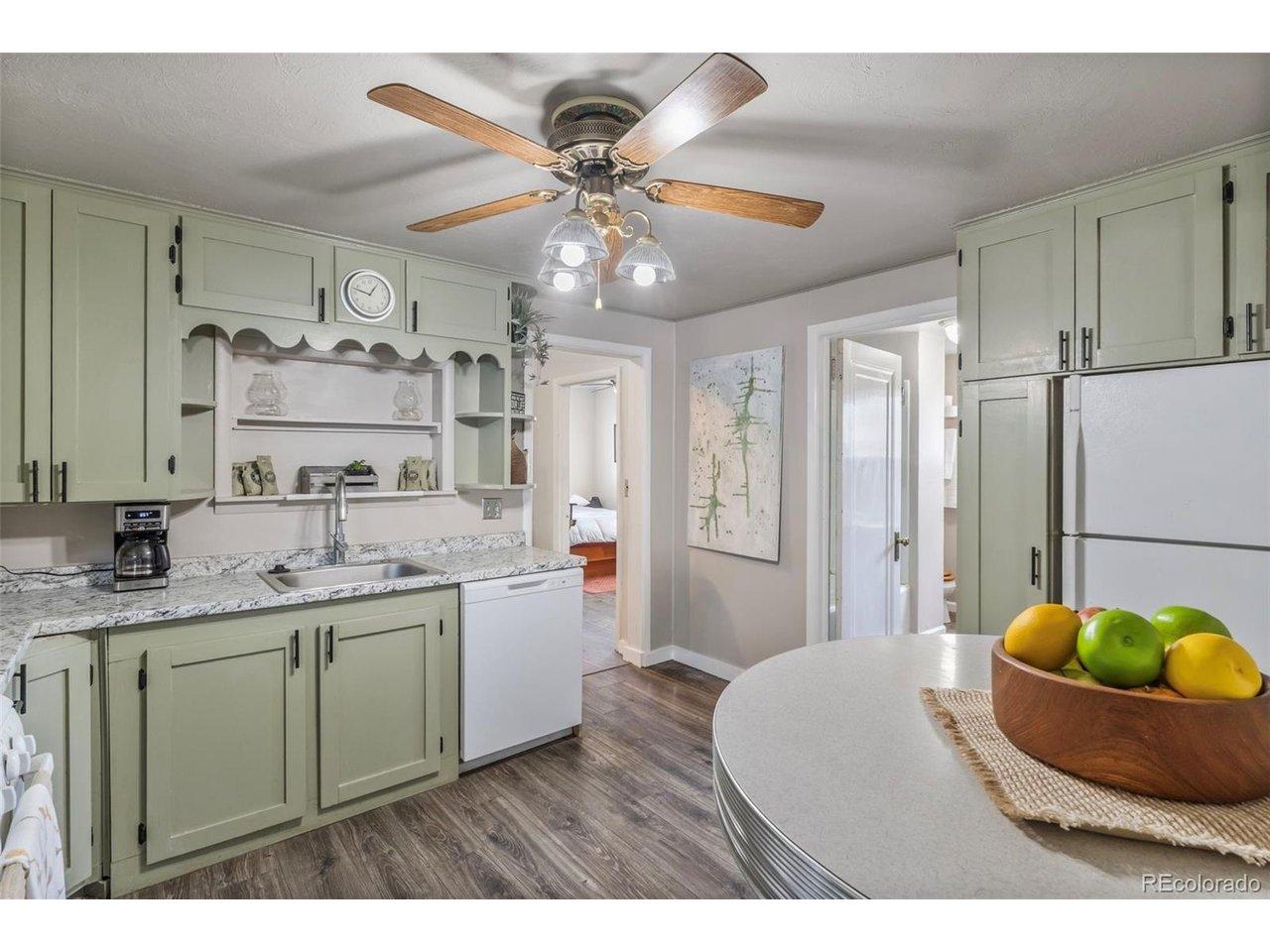 Image 4: Freshly Painted, All Appliances Included Image 4: Freshly Painted, All Appliances Included
