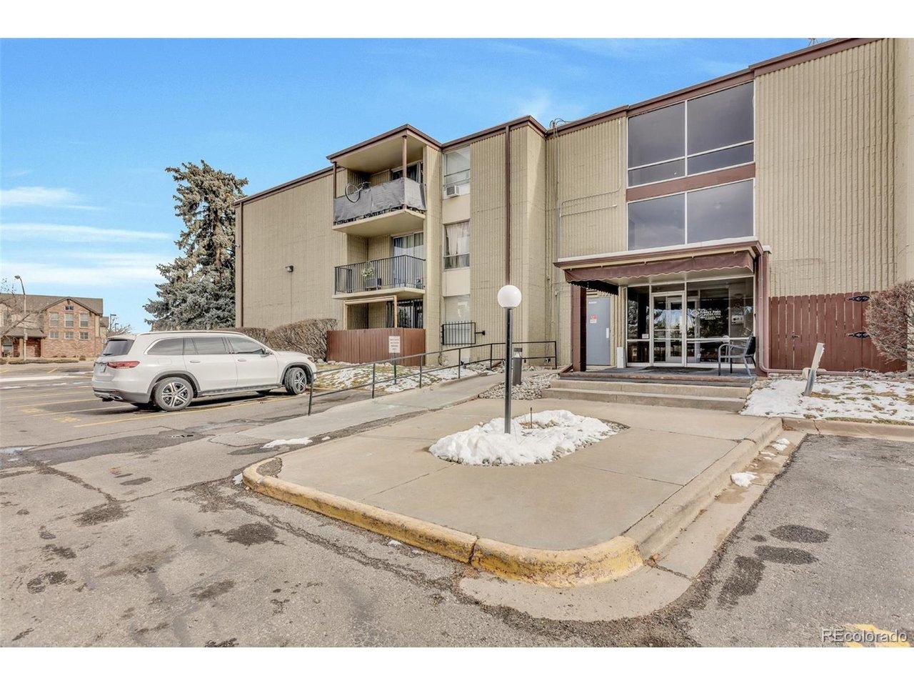 Image 1: Front of building Image 1: Front of building