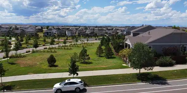 Image 4: Across the street from park with panoramic mountain views Image 4: Across the street from park with panoramic mountain views