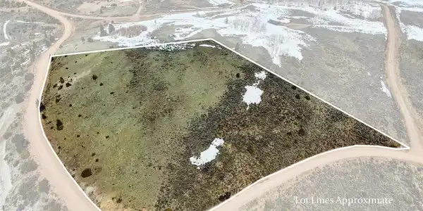 Image 3: Aerial - Markers and outlines are to give a general idea of the property location and are not to be relied upon. Image 3: Aerial - Markers and outlines are to give a general idea of the property location and are not to be relied upon.