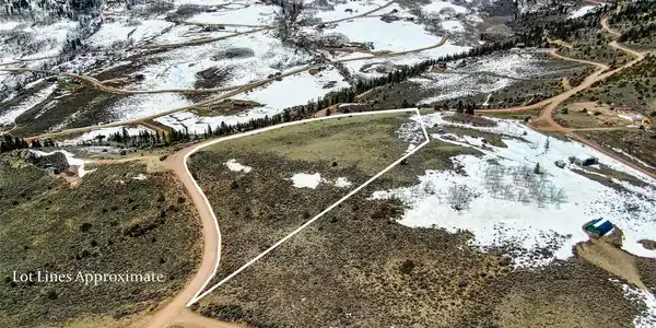 Image 4: Aerial - Markers and outlines are to give a general idea of the property location and are not to be relied upon. Image 4: Aerial - Markers and outlines are to give a general idea of the property location and are not to be relied upon.