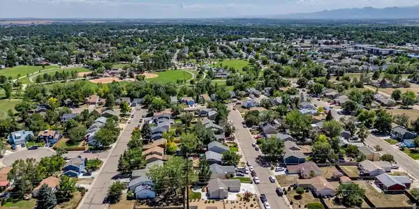 Image 2: Near Garden Acres Park