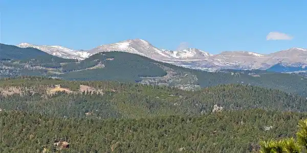 Image 2: Unobstructed Mt. Blue Sky Views!