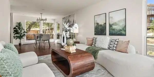 Image 3: FAMILY ROOM Image 3: FAMILY ROOM