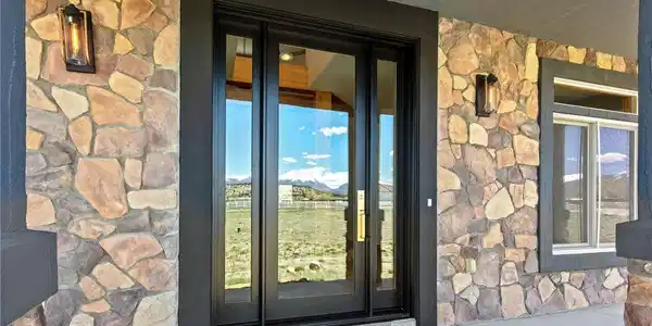 Image 3: front door - exterior