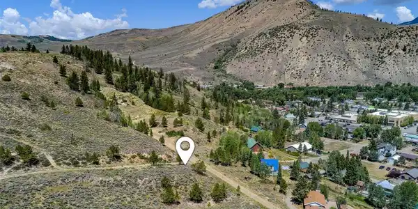 Image 3: Aerial - Markers and outlines are to give a general idea of the property location and are not to be relied upon. Image 3: Aerial - Markers and outlines are to give a general idea of the property location and are not to be relied upon.