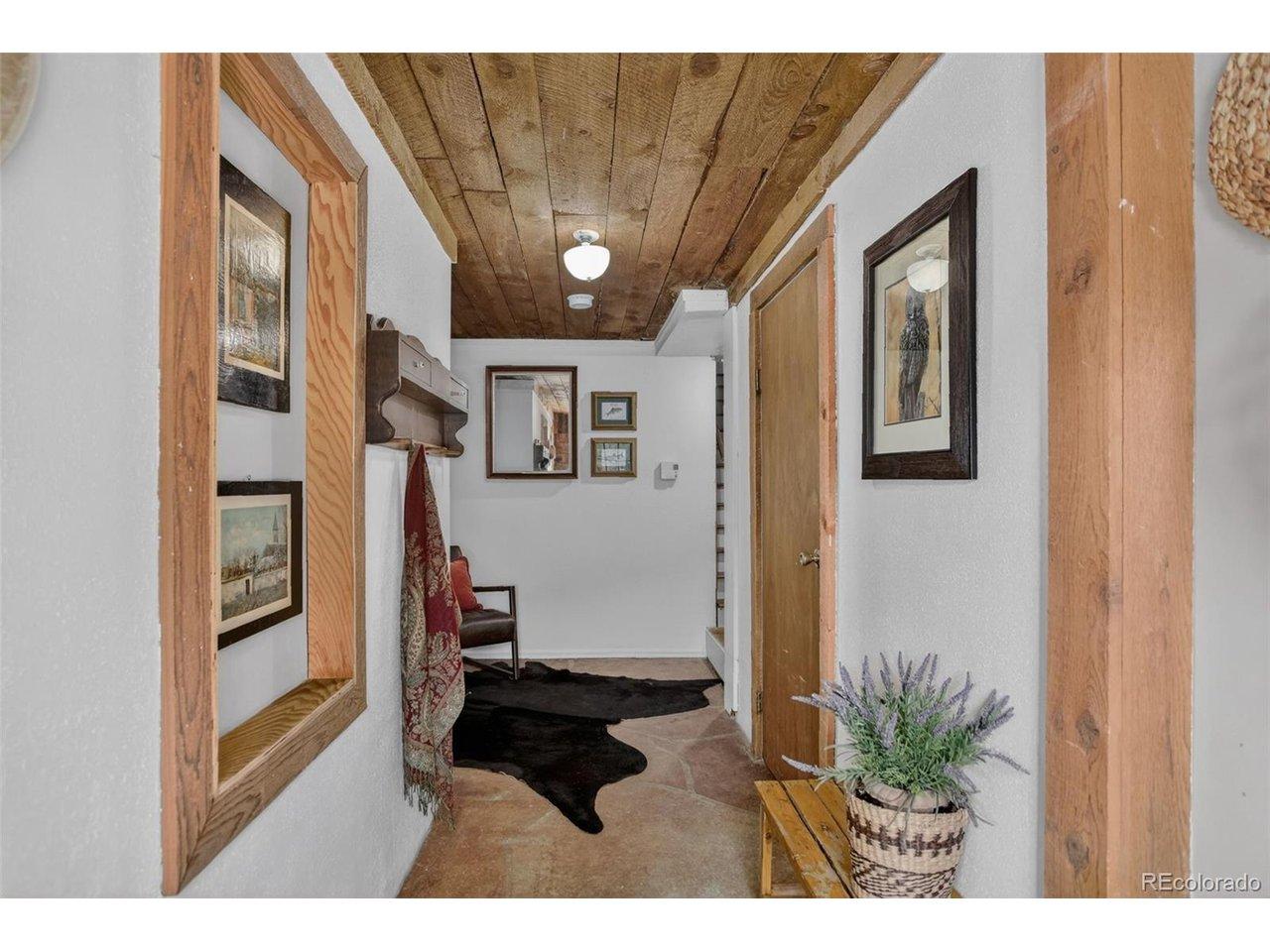 Image 3: Enter into lower level Image 3: Enter into lower level