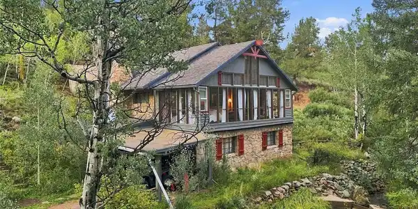 Image 2: Waterfront Idyllic Setting W/Fully Functioning Home Image 2: Waterfront Idyllic Setting W/Fully Functioning Home