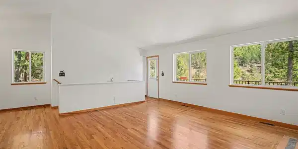 Image 3: Hardwood Floors + Open Floorplan Image 3: Hardwood Floors + Open Floorplan