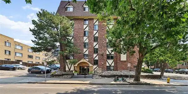 Image 2: Welcome to 1008 N. Corona St #502!