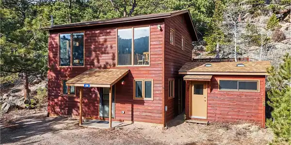 128 Pinebrook Dr