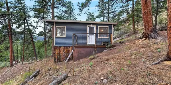 354 Mesa Dr