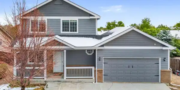 96 Flat Iron Ln