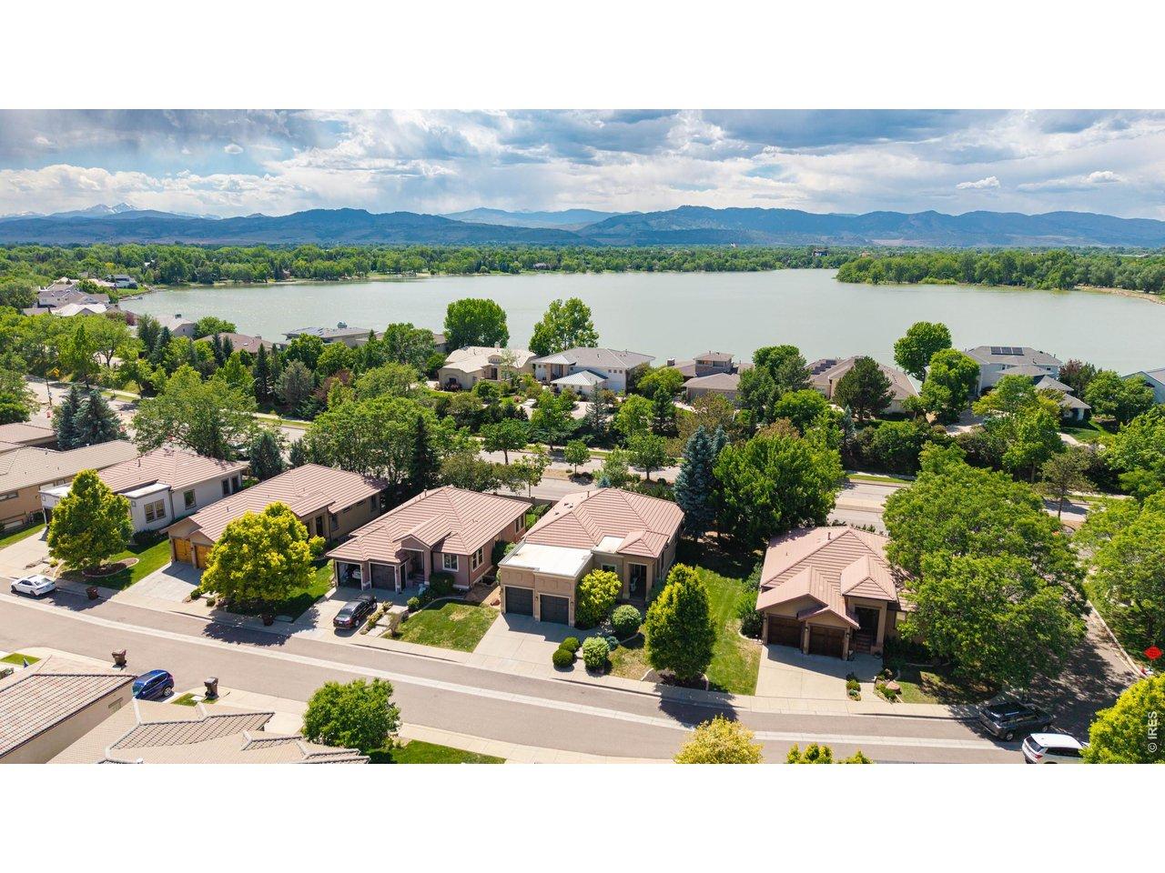 Image 2: Located Next to Warren Lake & Collindale Golf Course! Image 2: Located Next to Warren Lake & Collindale Golf Course!