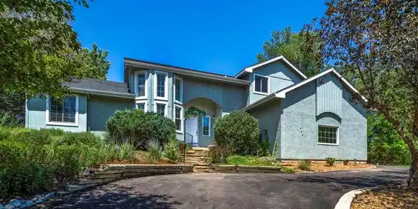 210 Hidden Creek Dr