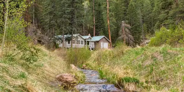 Image 3: Peaceful Creekside Setting. Image 3: Peaceful Creekside Setting.