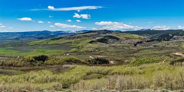 Image 3: Views Image 3: Views