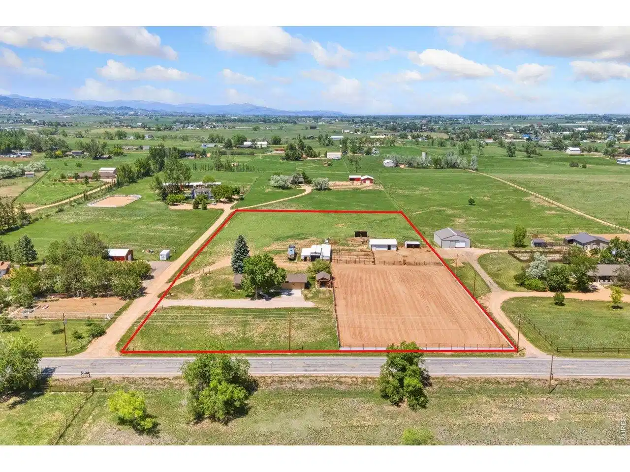 Image 1: Aerial View Looking North From Paved Frontage, Approximate Property Outline Image 1: Aerial View Looking North From Paved Frontage, Approximate Property Outline
