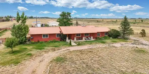 Image 2: Stick-built home on 10 acres, 2 barns, corrals and fully fenced. Image 2: Stick-built home on 10 acres, 2 barns, corrals and fully fenced.