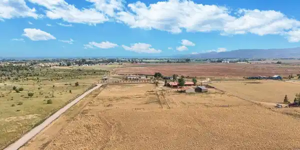 Image 4: 10 acres Image 4: 10 acres