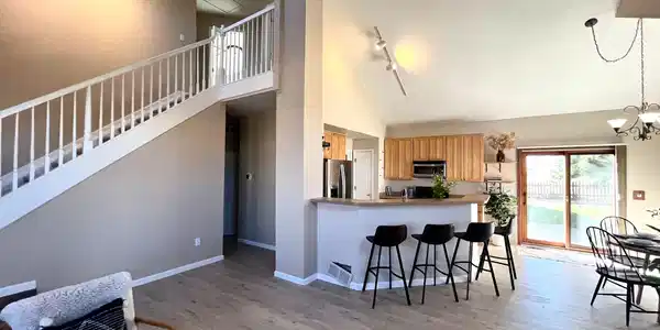 225 Sugarbin Ct