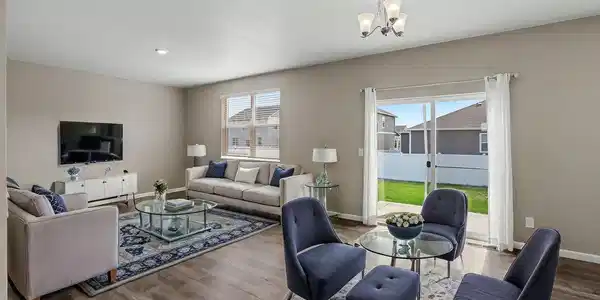 Image 3: Living and Dining Room Image 3: Living and Dining Room