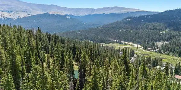 Image 3: Breathtaking Views Image 3: Breathtaking Views