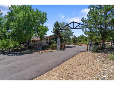 8997 N Corral Ln