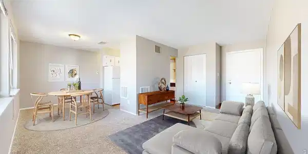 Image 4: Spacious Living Room and Dining Room!