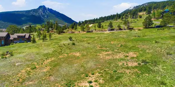 Image 3: Gentle Sloping Building Site with Twin Sisters in the Background Image 3: Gentle Sloping Building Site with Twin Sisters in the Background